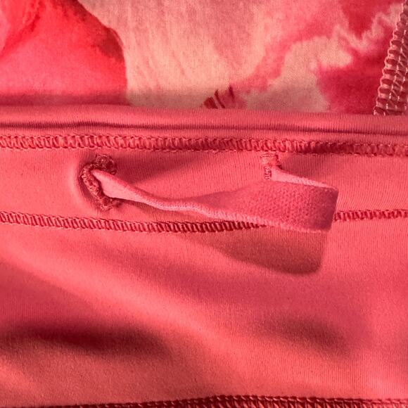 Athleta X-Large Printed Run With It Shorts Activewear UPF Lined Zip-Pocket Pink - Picture 4 of 11